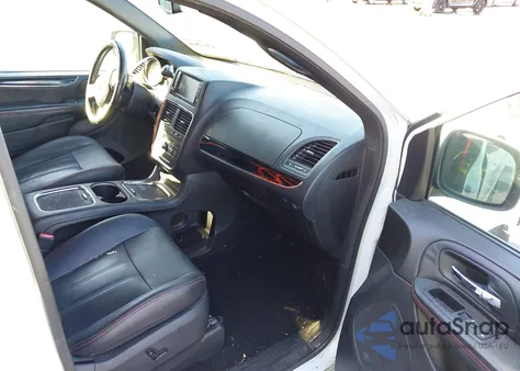 2018 Dodge Grand Caravan Gt z USA, uszkodzony, nr VIN 2C4RDGEG0JR220563